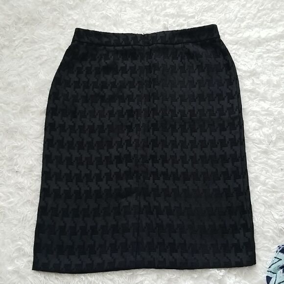 SAGHARBOR Black Skirt Sz 8 - Picture 5 of 6